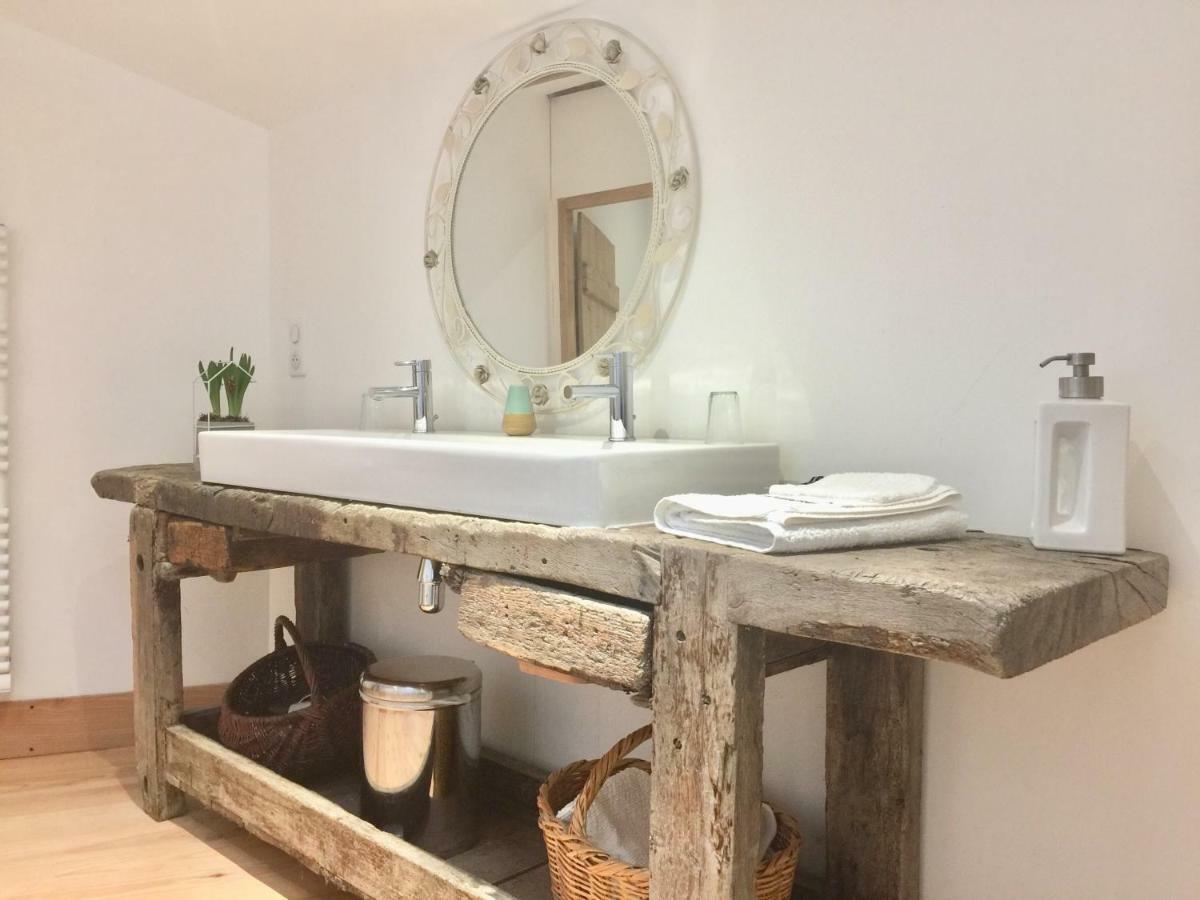 Magnificent Renovated Farmhouse - 10 Min A7 - Apartment Anneyron Exterior foto